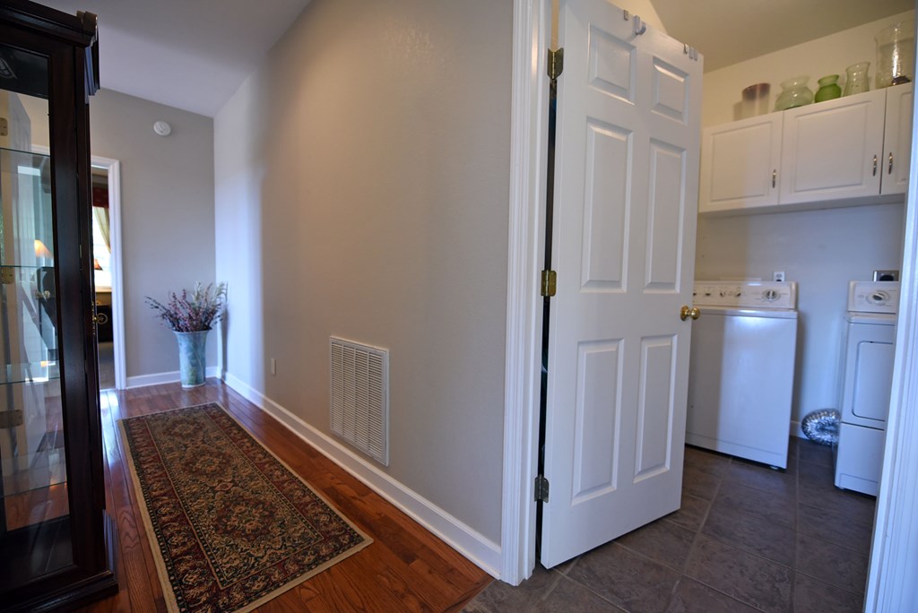 128 Oak Lane Property Photo 21