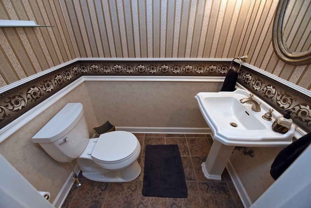 128 Oak Lane Property Photo 24