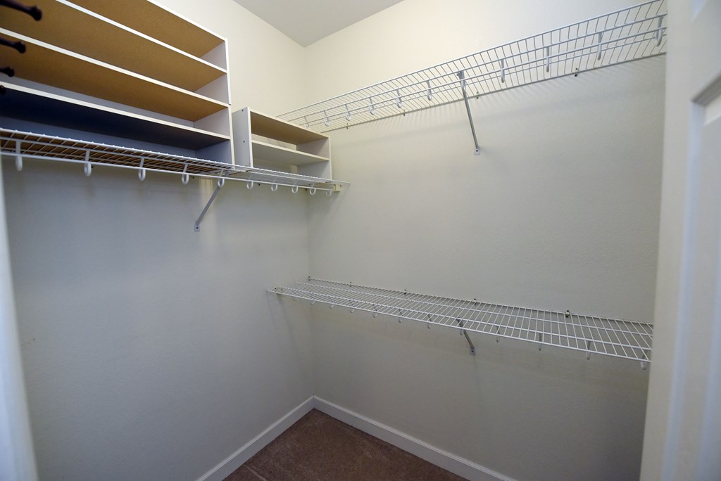 128 Oak Lane Property Photo 32