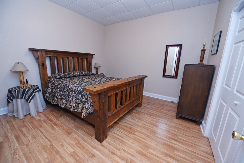 128 Oak Lane Property Photo 34