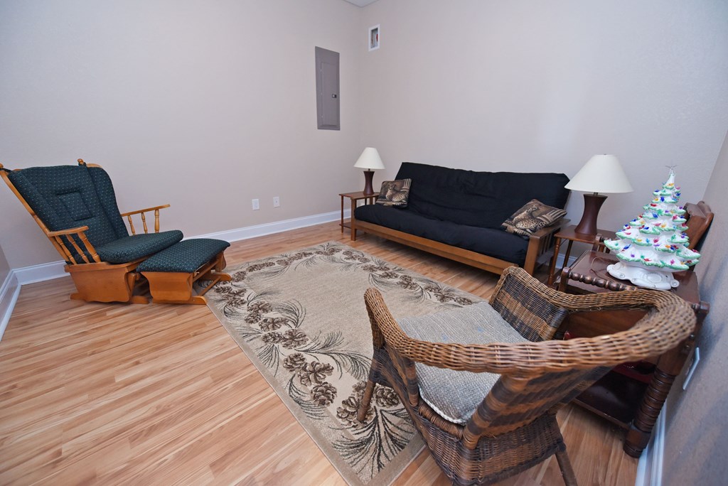 128 Oak Lane Property Photo 43
