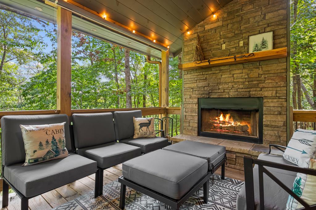 263 Windy Valley Lane Property Photo