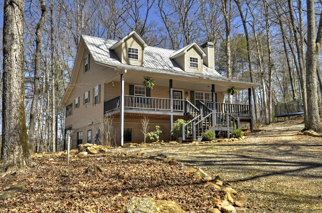 114 Jake Drive Property Photo 2