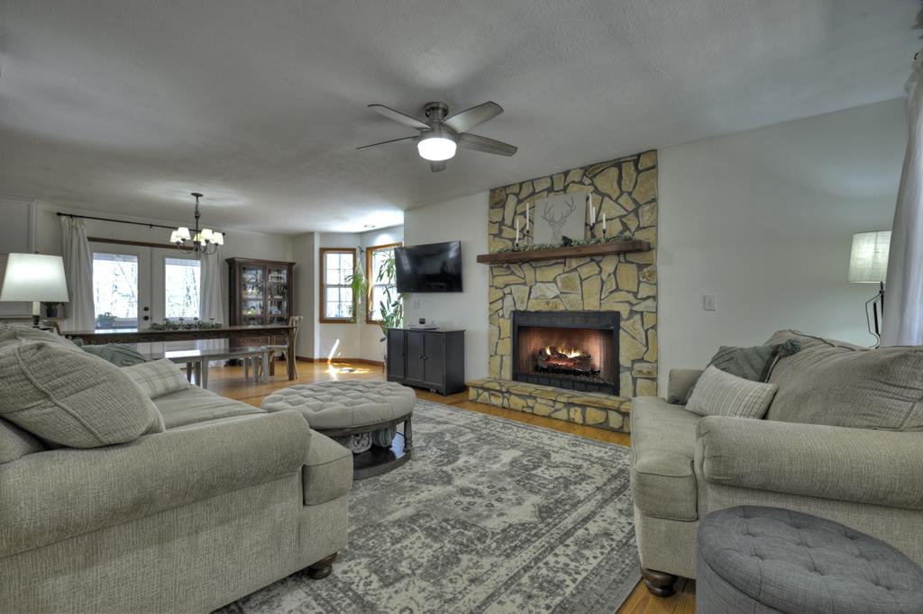 114 Jake Drive Property Photo 3