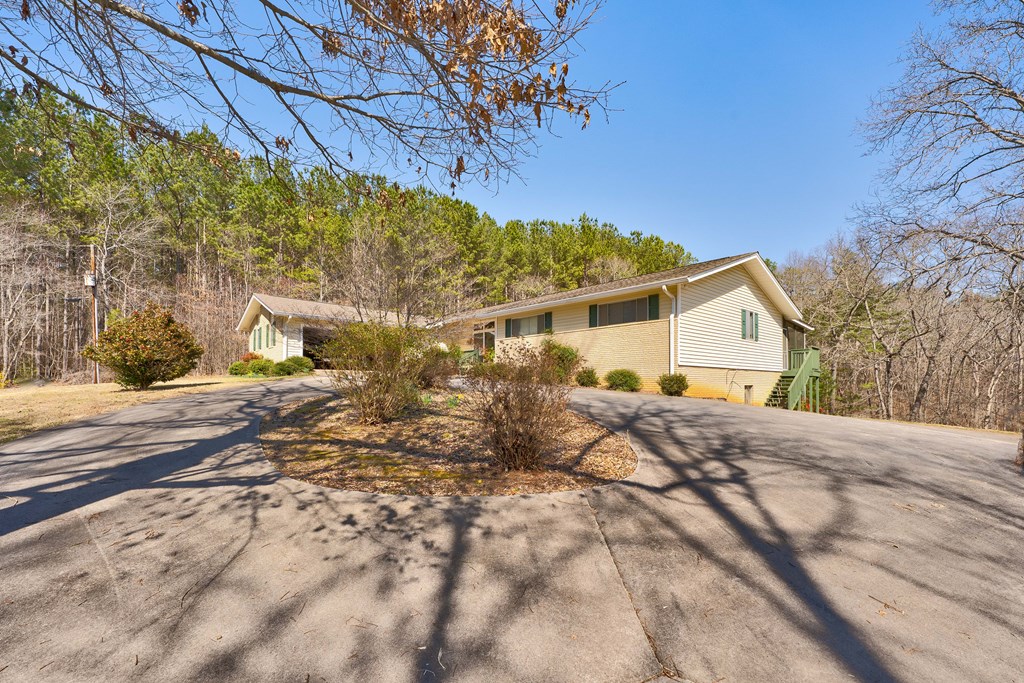 1676 Shoal Creek Road Property Photo 12