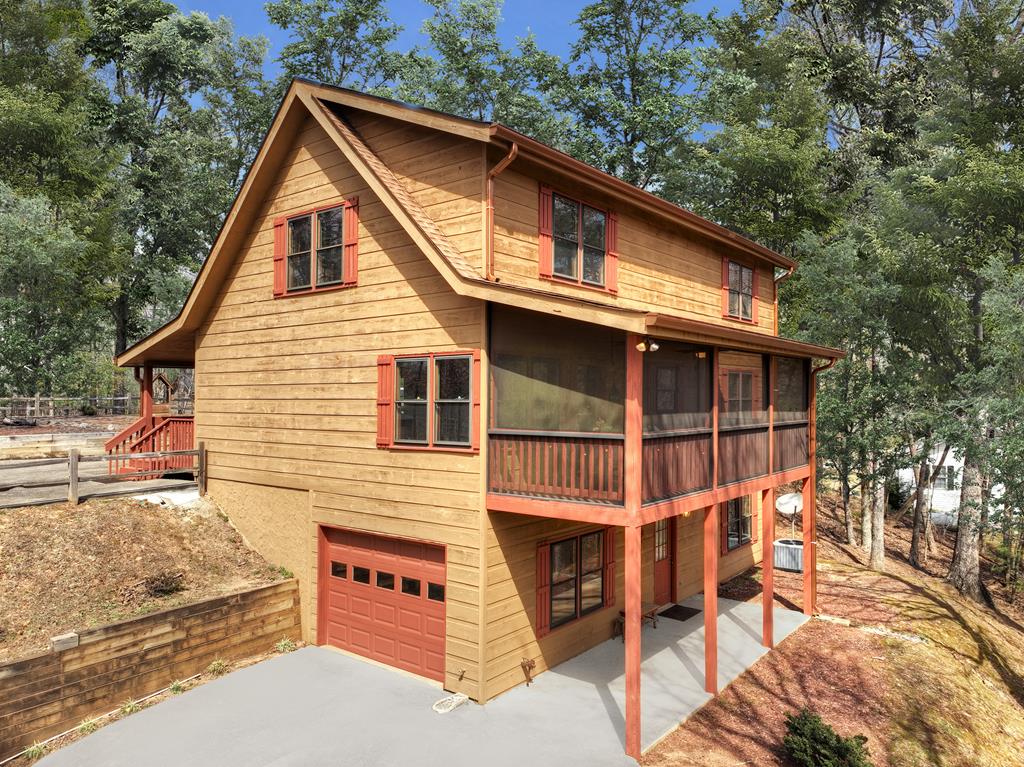 65 Weoka Court Property Photo 3