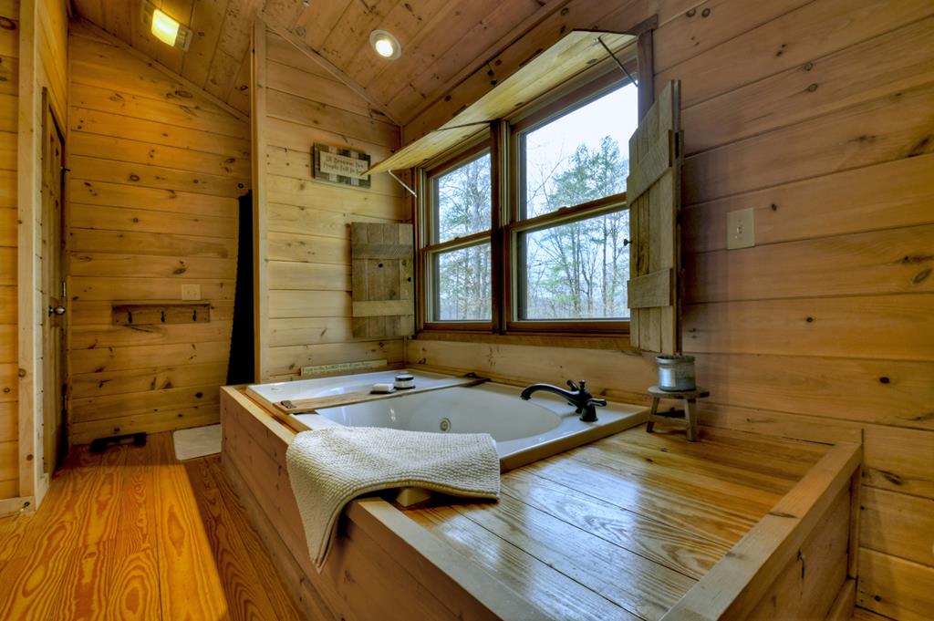 65 Weoka Court Property Photo 22