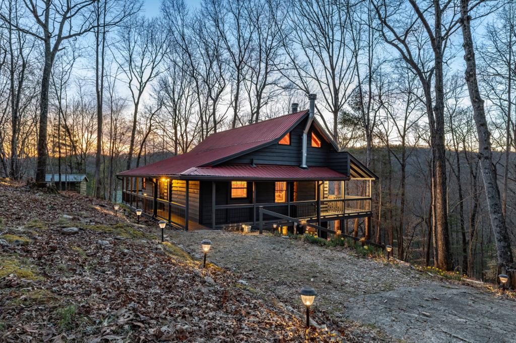 318 Buck Ridge Road Property Photo
