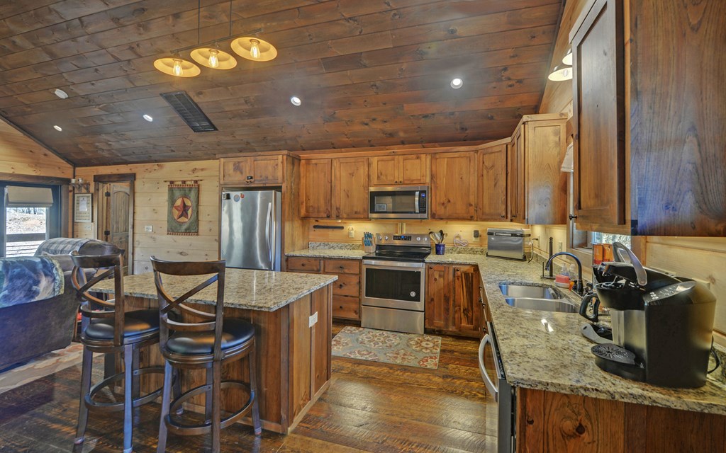 113 Hideaway Trail Property Photo 9