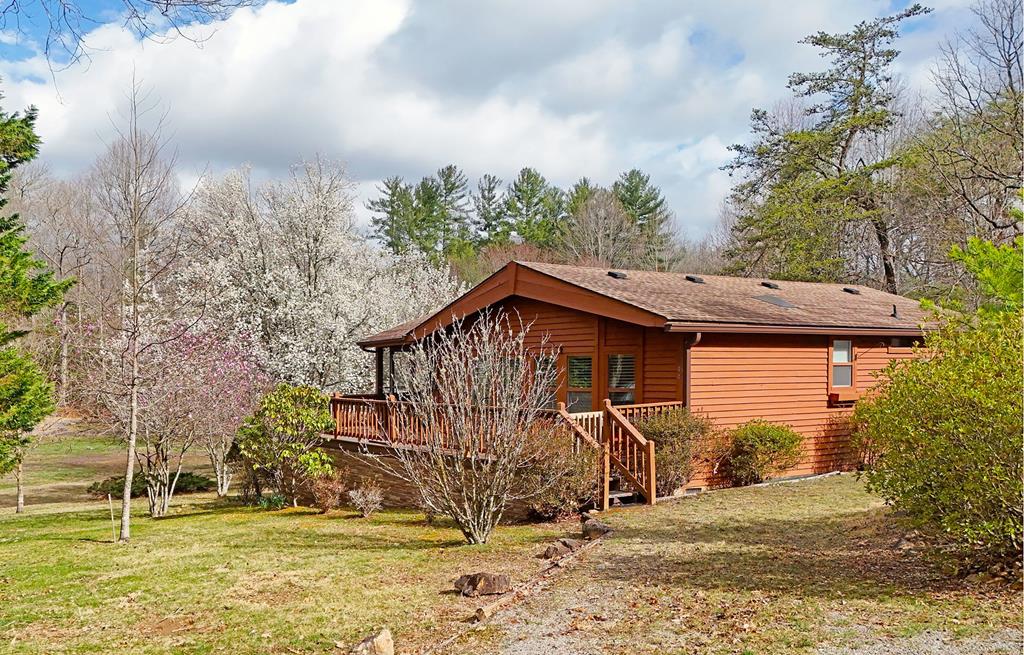 Hiawassee Mountain Village Real Estate Listings Main Image