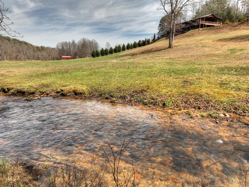 908 Cashes Valley Road Property Photo