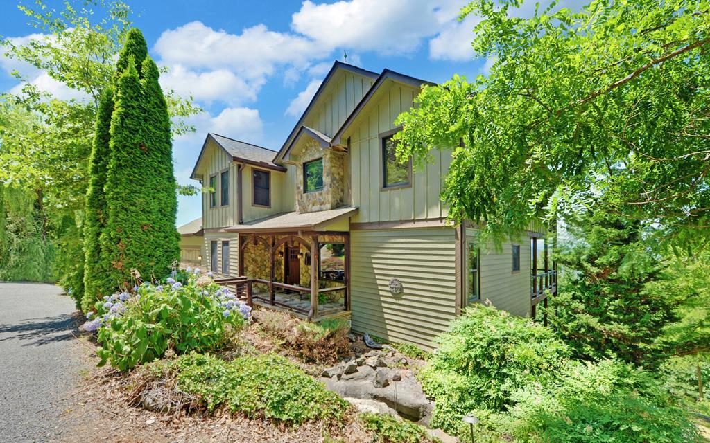 464 Sunset Drive Property Photo 1