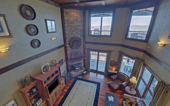 464 Sunset Drive Property Photo 3