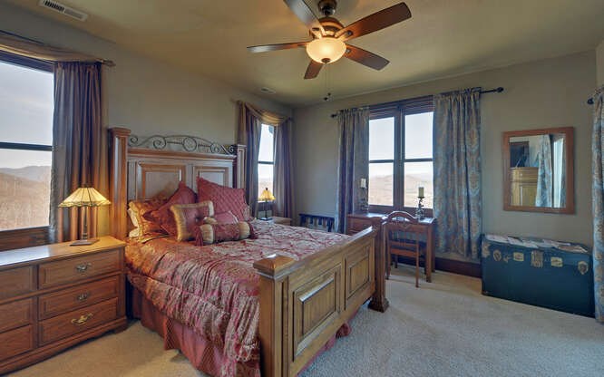 464 Sunset Drive Property Photo 7