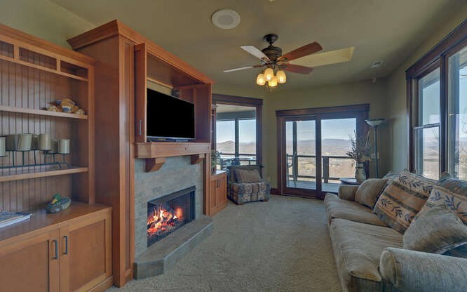 464 Sunset Drive Property Photo 8