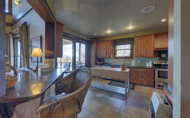464 Sunset Drive Property Photo 22