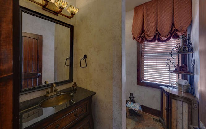 464 Sunset Drive Property Photo 24