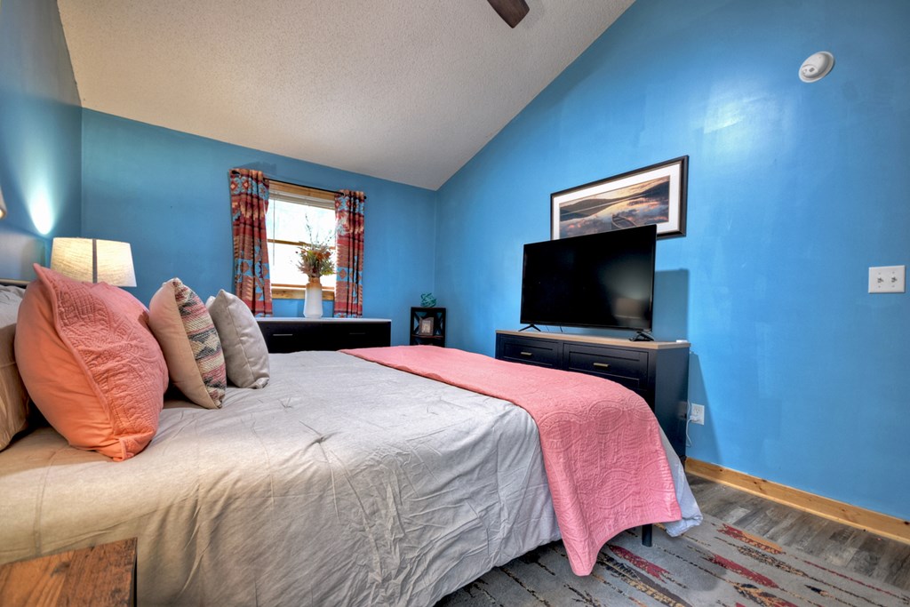 1301 Newport Drive Property Photo 17