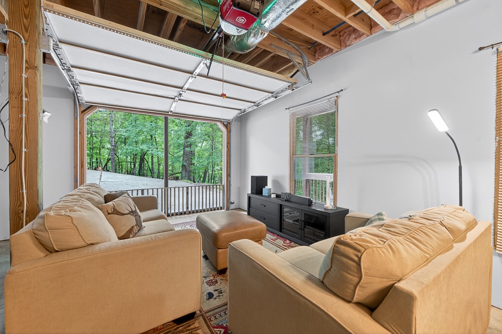 1301 Newport Drive Property Photo 19