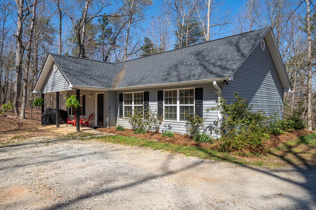 115 Waycaster Cir Property Photo