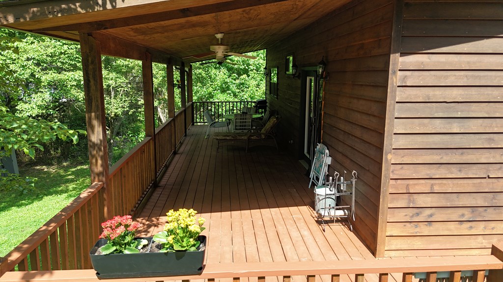 8055 Martins Creek Road Property Photo 23