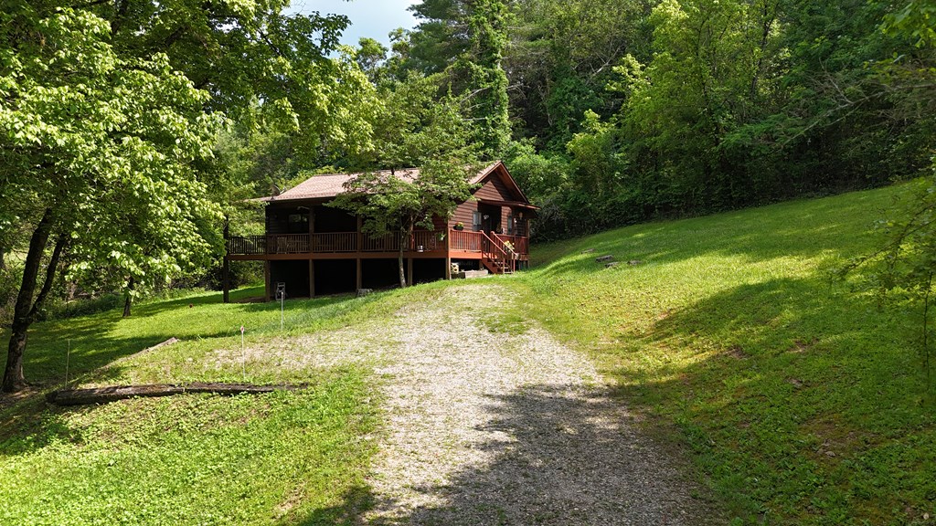 8055 Martins Creek Road Property Photo 31