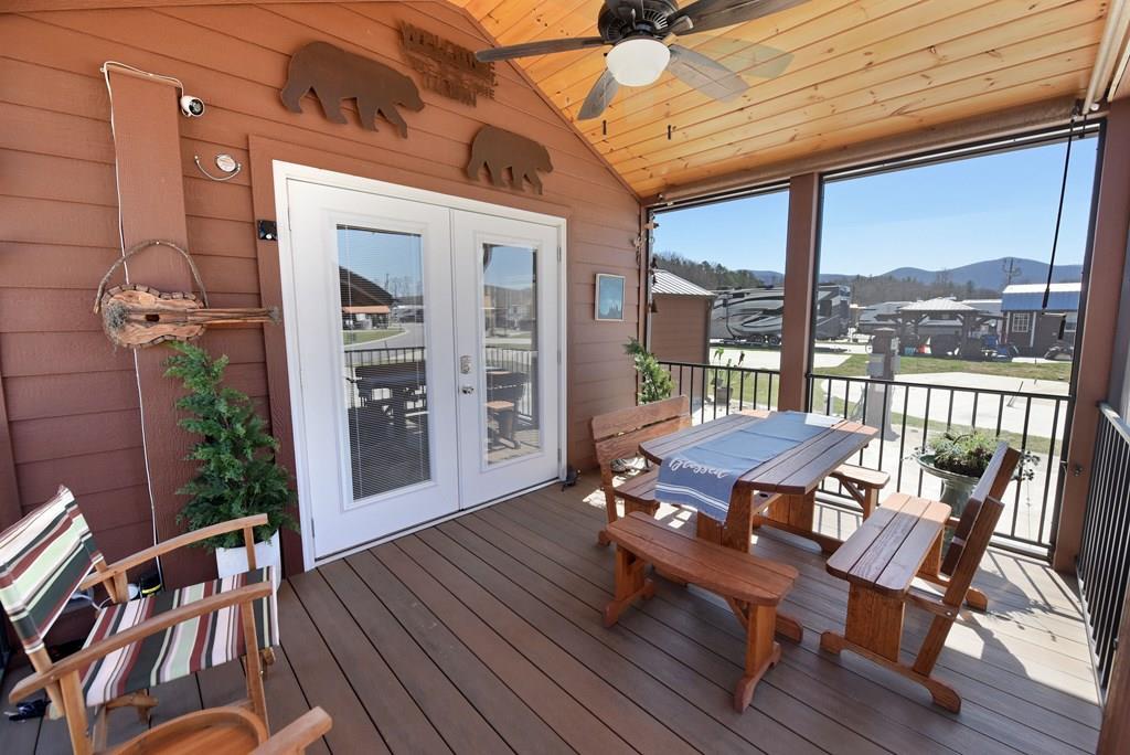 89 Foggy Mountain Road Property Photo 2