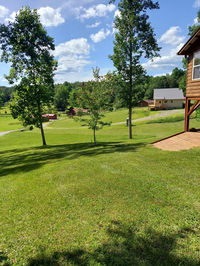 90 Hickory Woods Trail Property Photo 7