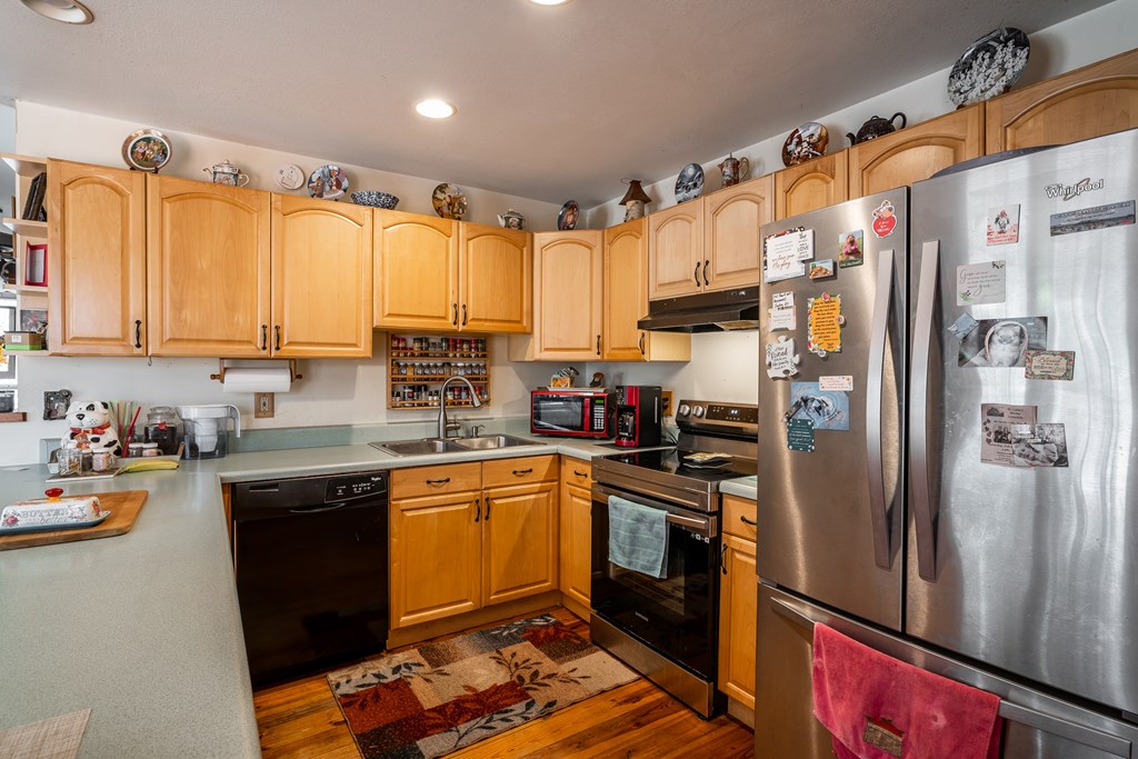 50 Barker Lane Property Photo 16