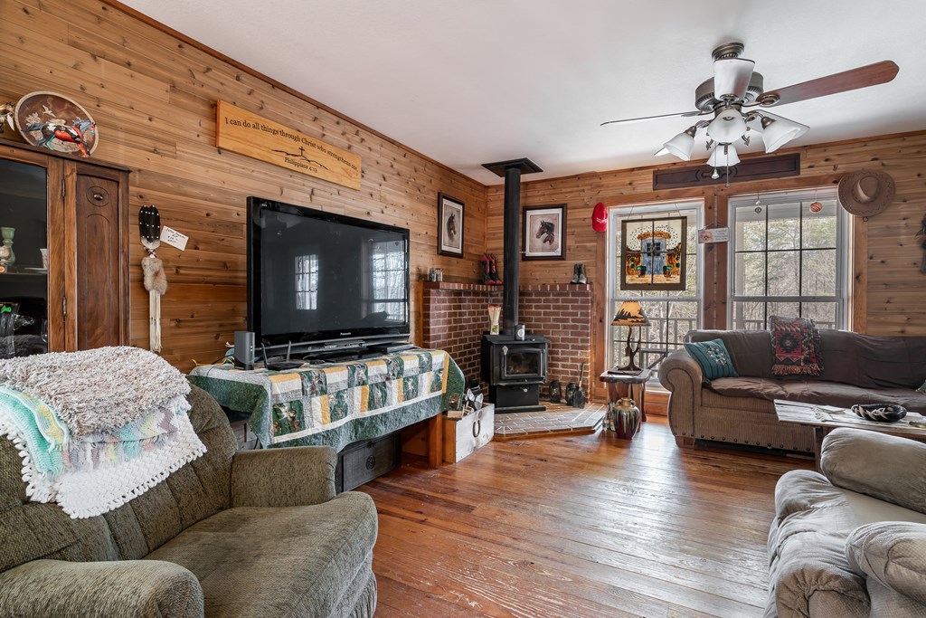 50 Barker Lane Property Photo 20