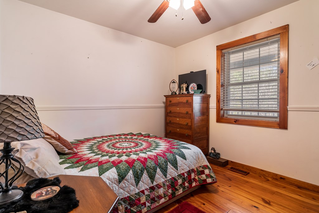 50 Barker Lane Property Photo 24