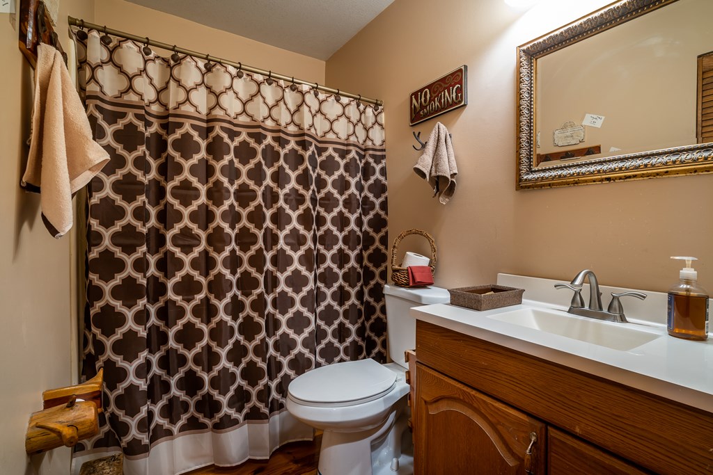 50 Barker Lane Property Photo 36