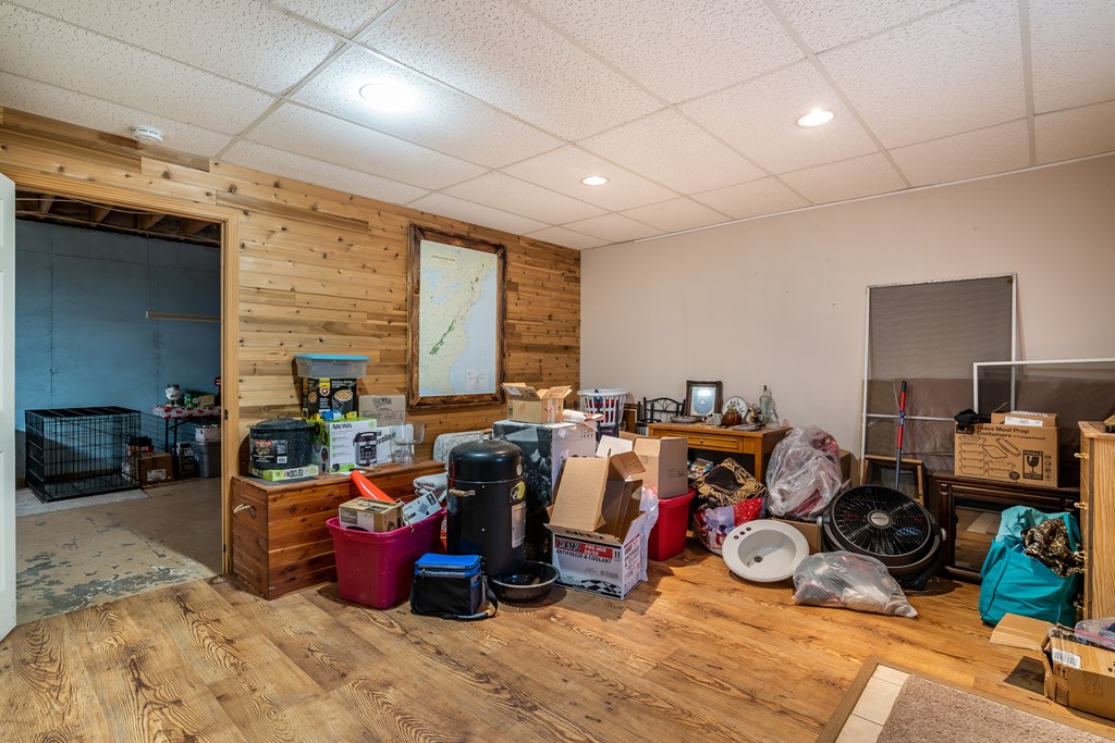 50 Barker Lane Property Photo 37
