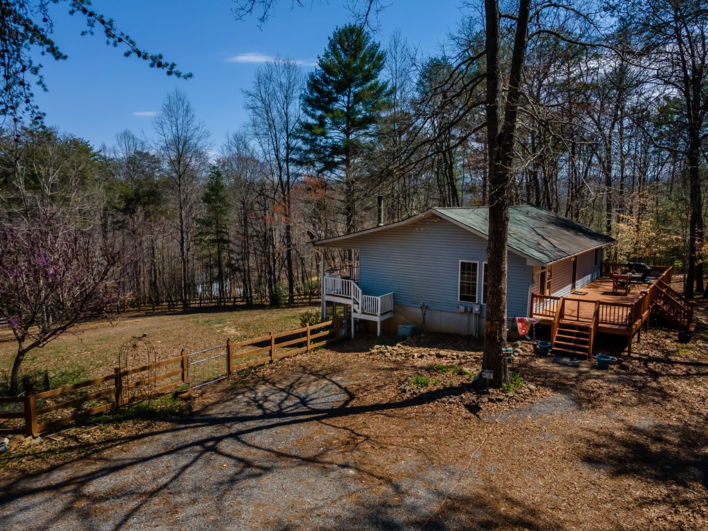 50 Barker Lane Property Photo 41