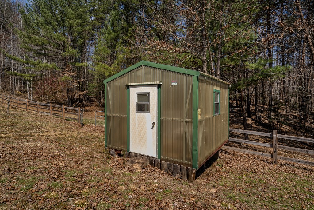 50 Barker Lane Property Photo 49