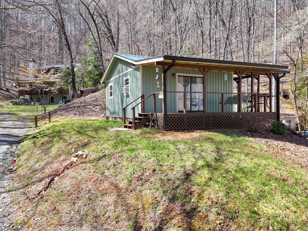 526 Garland Ridge Drive Property Photo 9