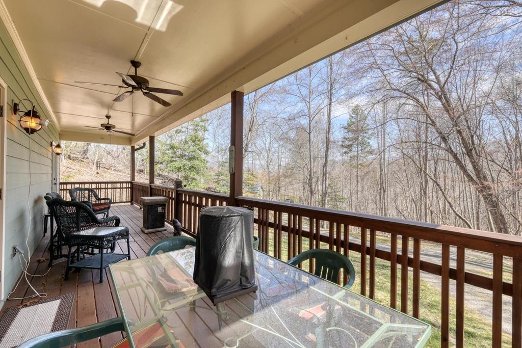 526 Garland Ridge Drive Property Photo 18