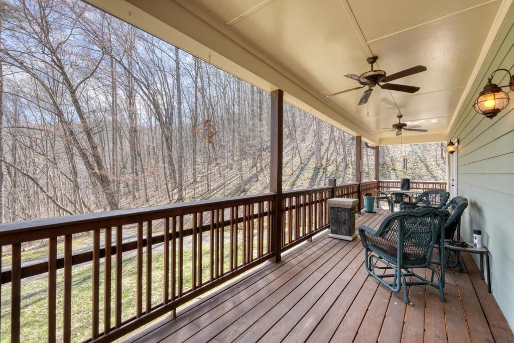 526 Garland Ridge Drive Property Photo 20