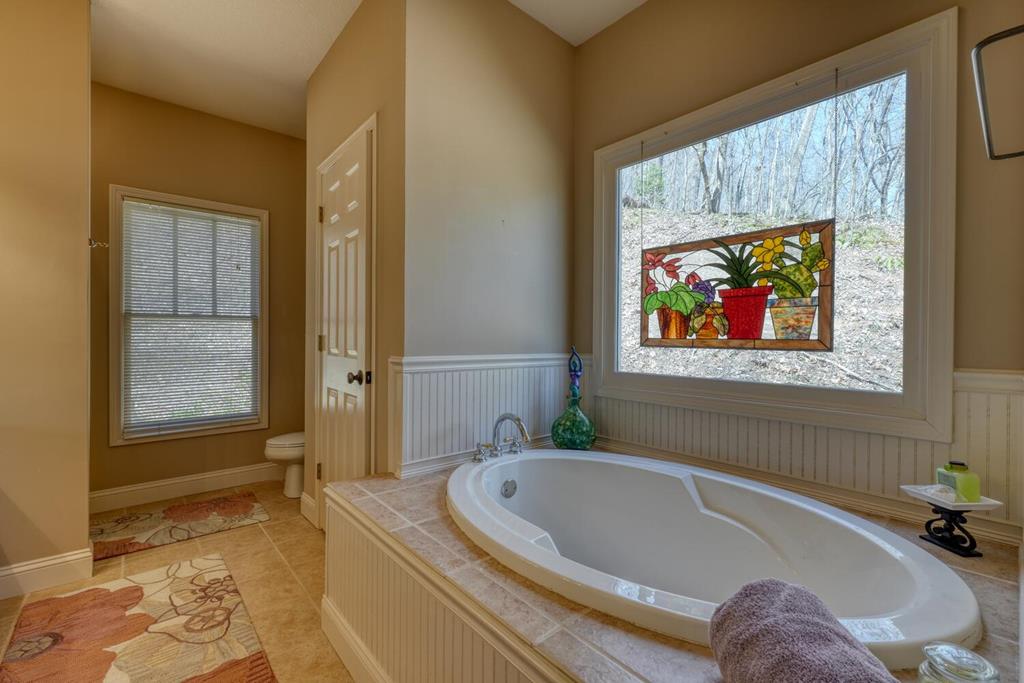 526 Garland Ridge Drive Property Photo 38