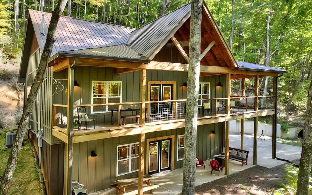 184 Rockhouse Road Property Photo