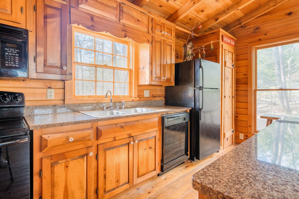 1164 Dividing Ridge Road Property Photo 8