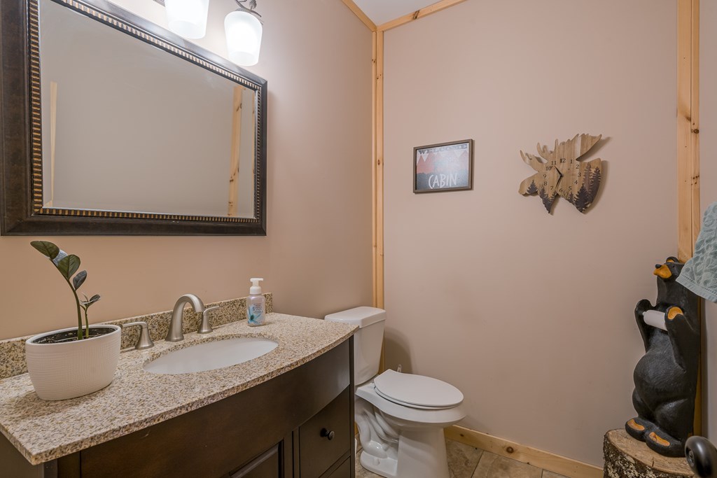 30 Bevan Lane E Property Photo 12