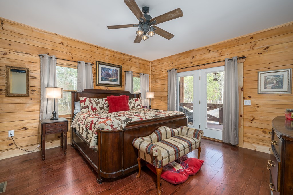 30 Bevan Lane E Property Photo 14