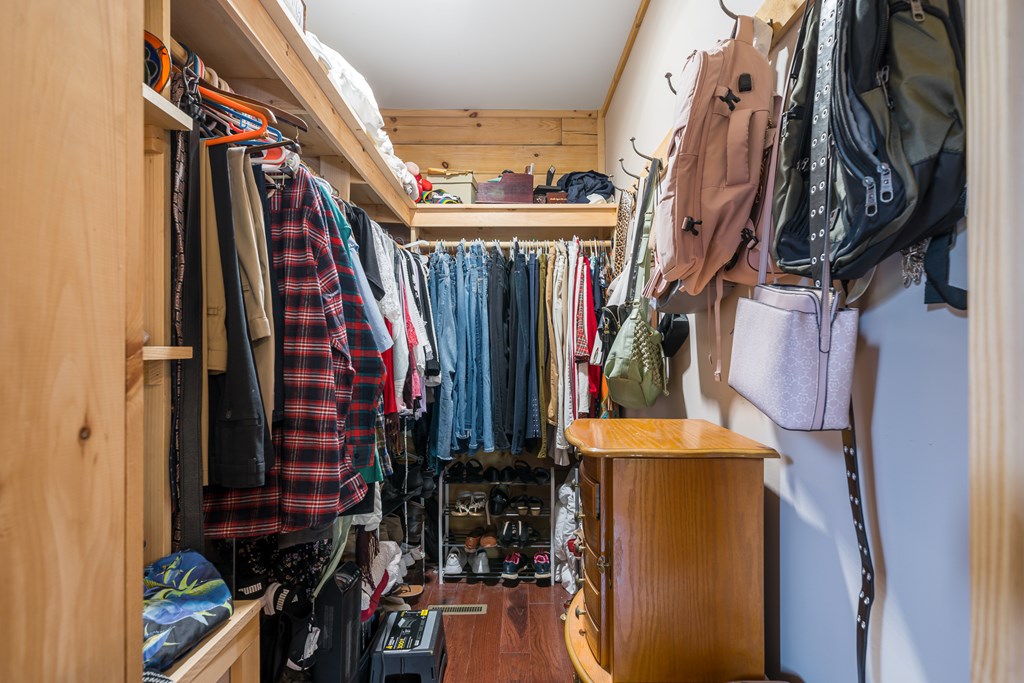30 Bevan Lane E Property Photo 20