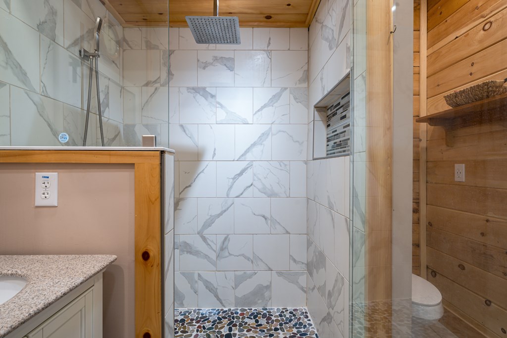 30 Bevan Lane E Property Photo 22