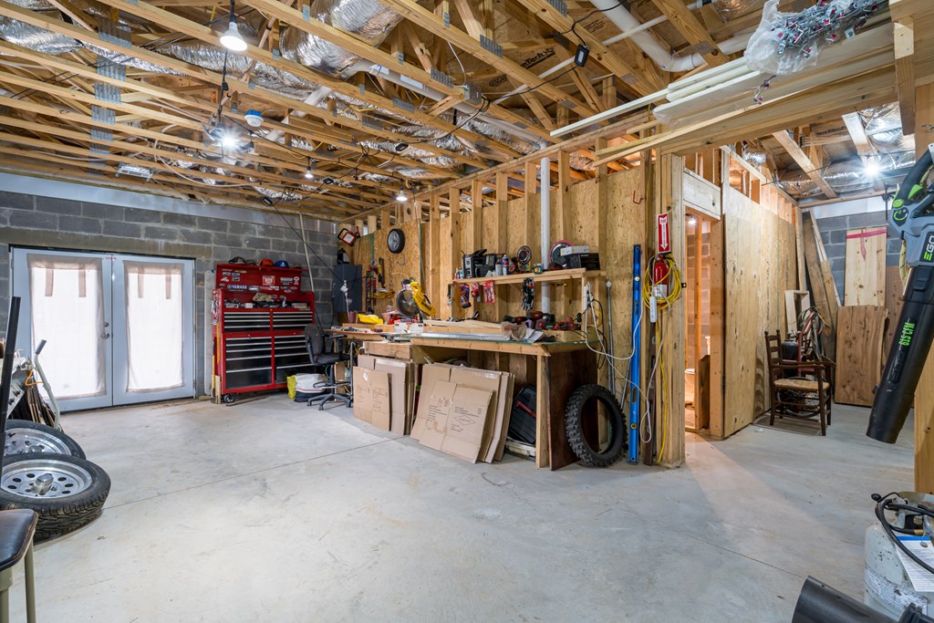 30 Bevan Lane E Property Photo 33