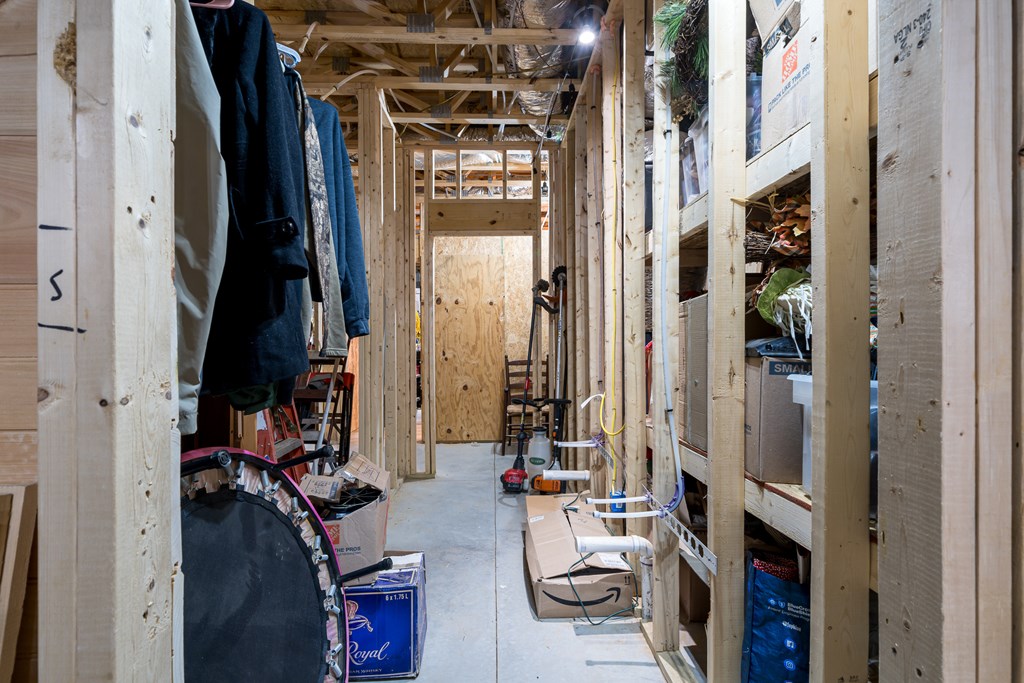 30 Bevan Lane E Property Photo 37