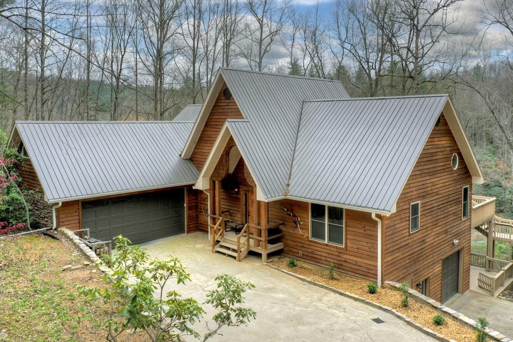 324 Cooper Creek Drive Property Photo