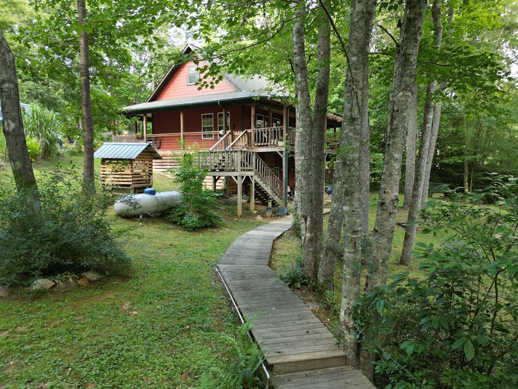 136 Honeybell Lane Property Photo 1