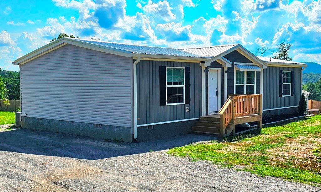 170 Linda Lane Property Photo 1